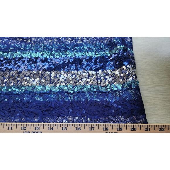 Top/Blouse-Quacker Factory-Blue Toned Sequin Front-Fabric Back-Scoop Neck-Size L - Picture 13 of 15